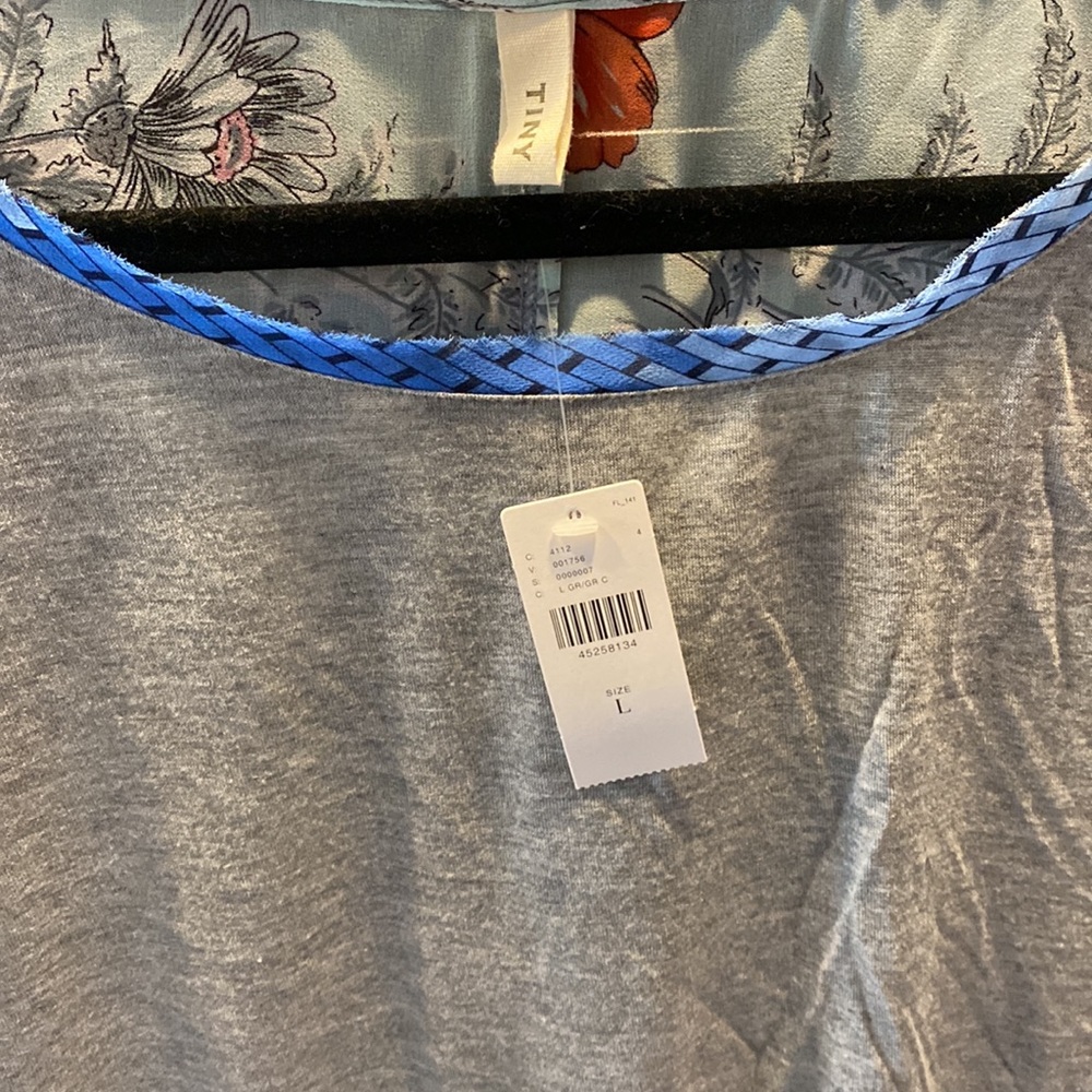 Anthropology Long sleeve tee - Picture 2 of 3